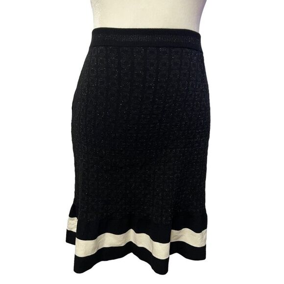 MOSCHINO Mini Skirt from Boutique Collection NWT!! Knit Viscose Blend Size 6 Bla - Picture 9 of 9